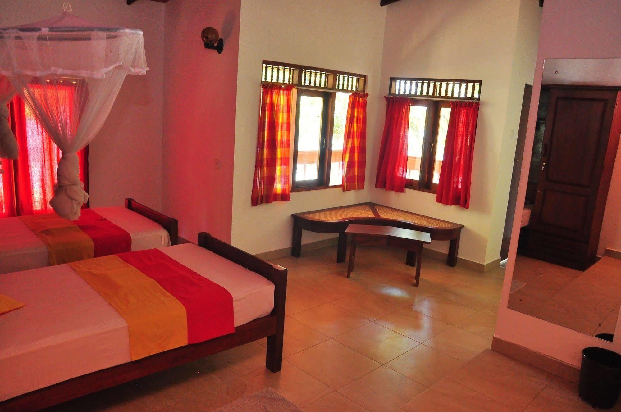 Ypsylon Tourist Resort Beruwala Exterior foto